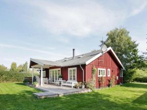 Quaint Holiday Home in Hovedstaden With Whirlpool